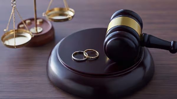 Abu Dhabi Court Orders German Parents to Equally Share Child Support Costs